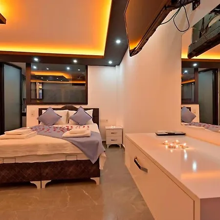 Gun Batimi Appartement Kaş